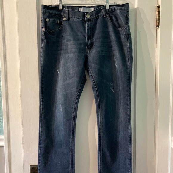 Blue Rag Distressed Jeans - Picture 3 of 3